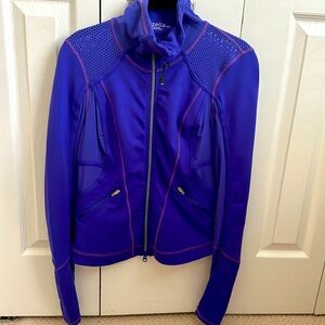 Zella zip up jacket. Size small.